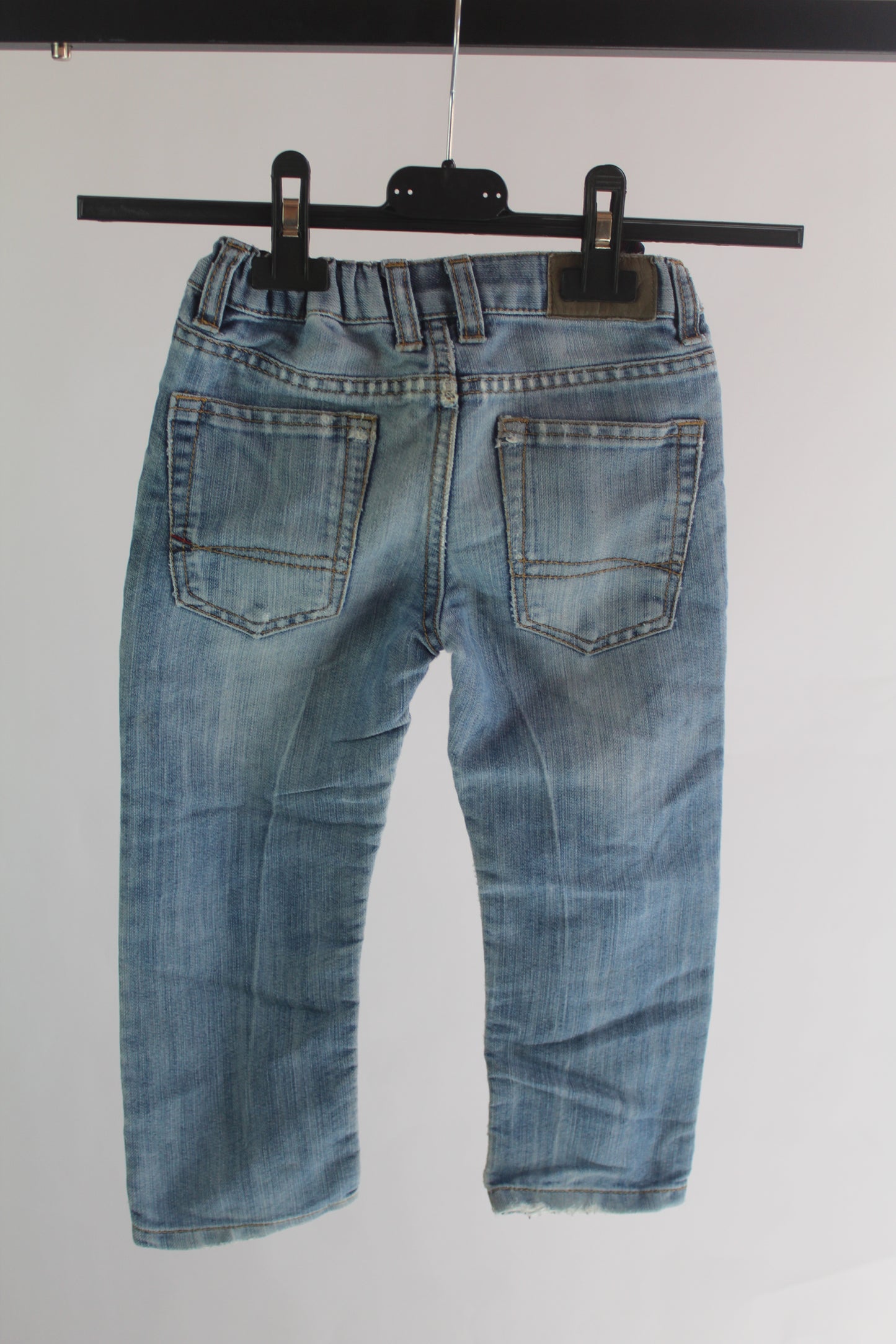 Boys Tommy Hilfiger Light Wash Denim Size 3T