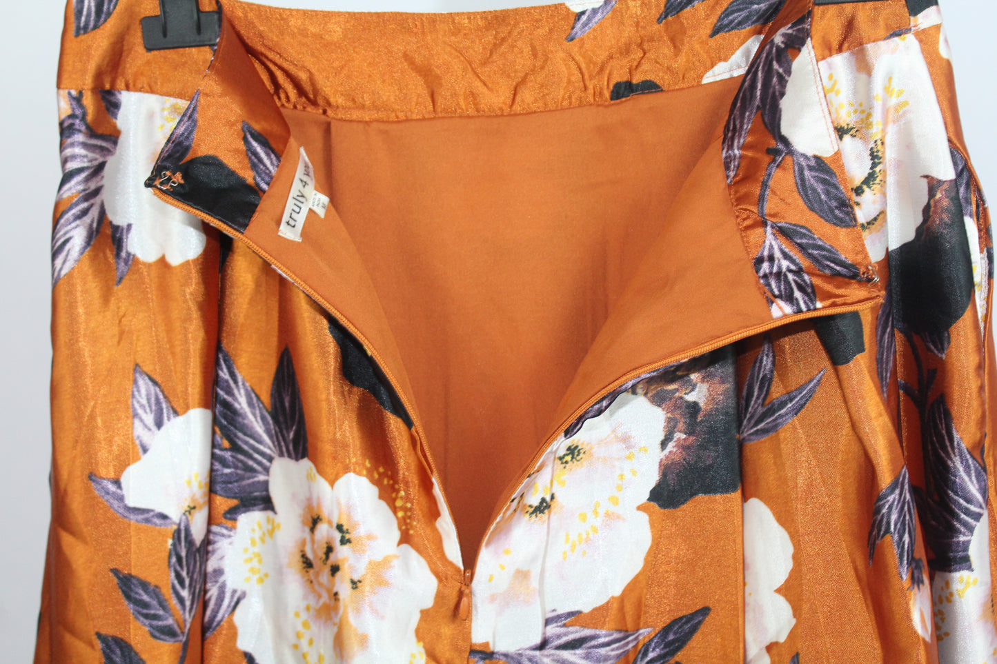 Women's Midi Orange Floral Skirt Size M