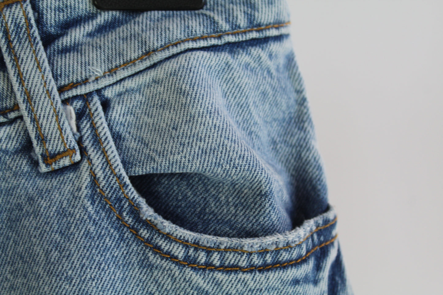 Zara Women's Light Wash Denim Size 4