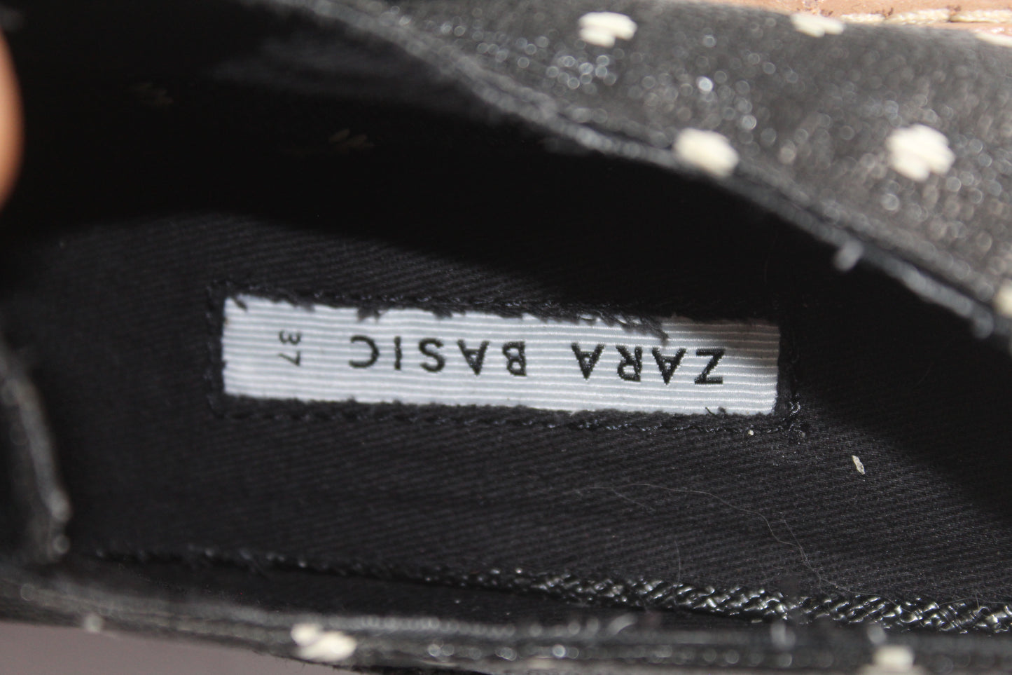 Women's Zara Striped Black/Grey Shoes Size 37