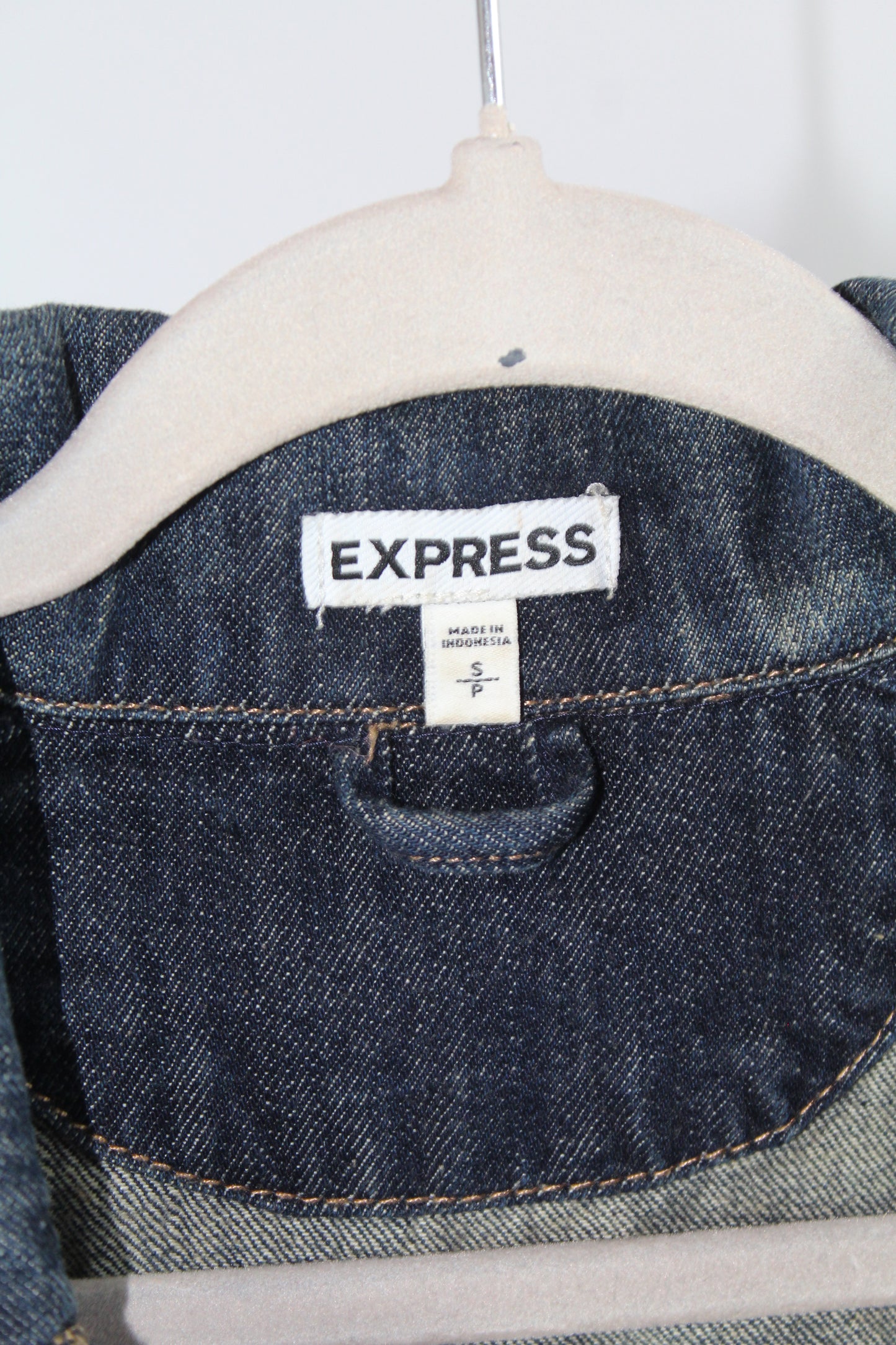Women's Express Blue Cropped Denim Jacket Size Small