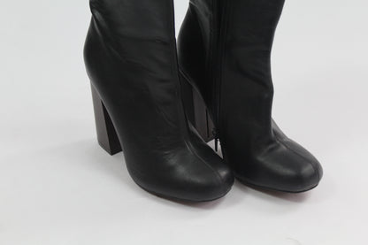 Pending Brand/Shoes Size