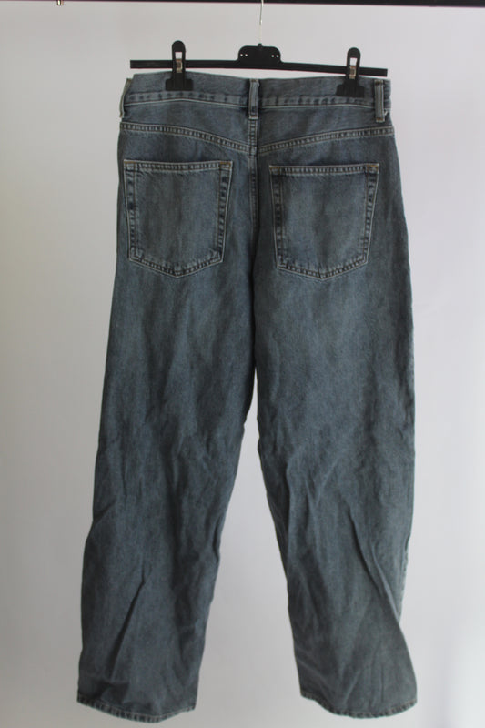 TopShop Denim Straight Cut Loose Fit Size W28 L32