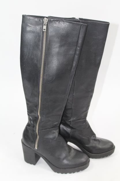 Women's Black Chunk Boots Size 38