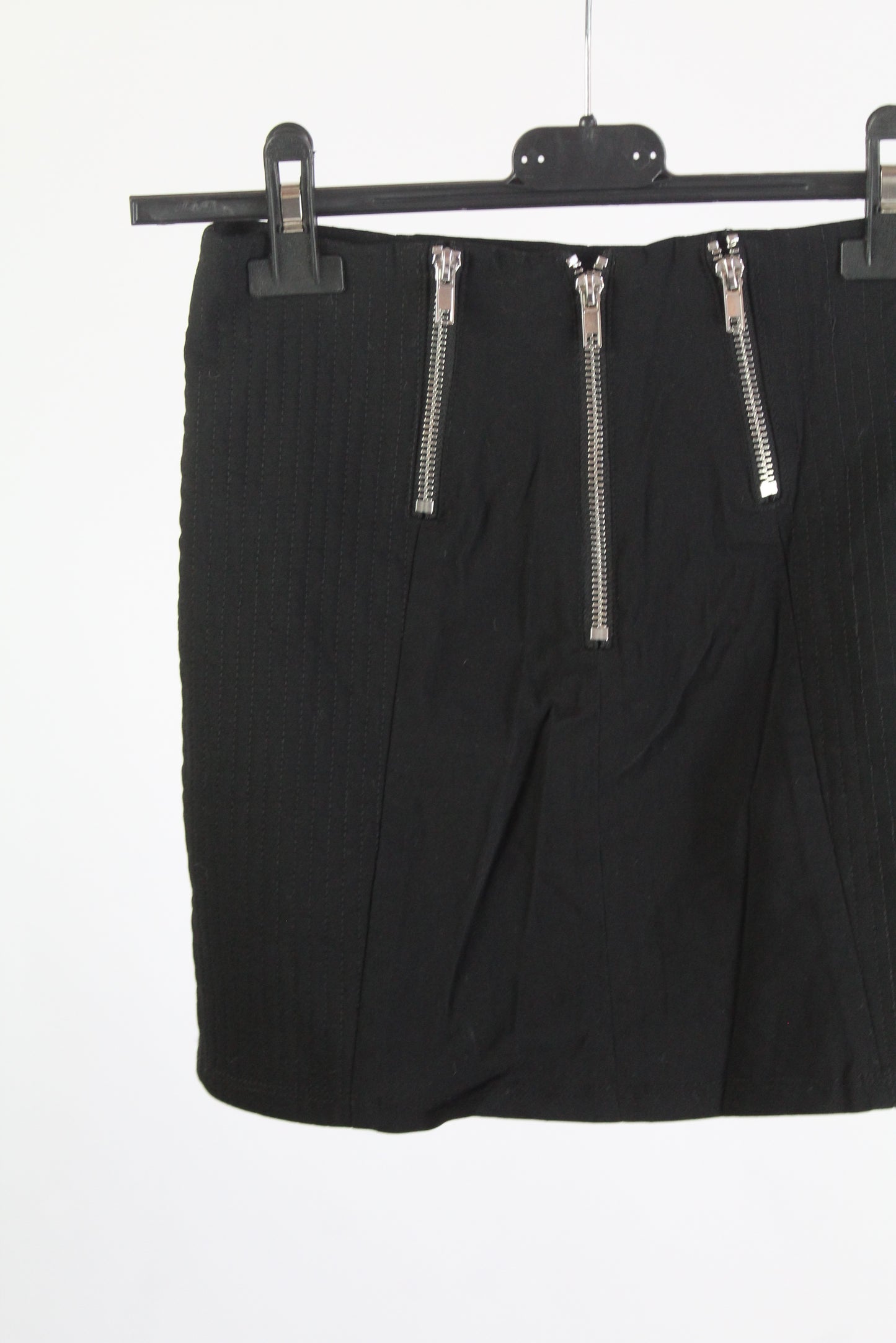H&M Divided Black Mini Skirt Women's Size 4