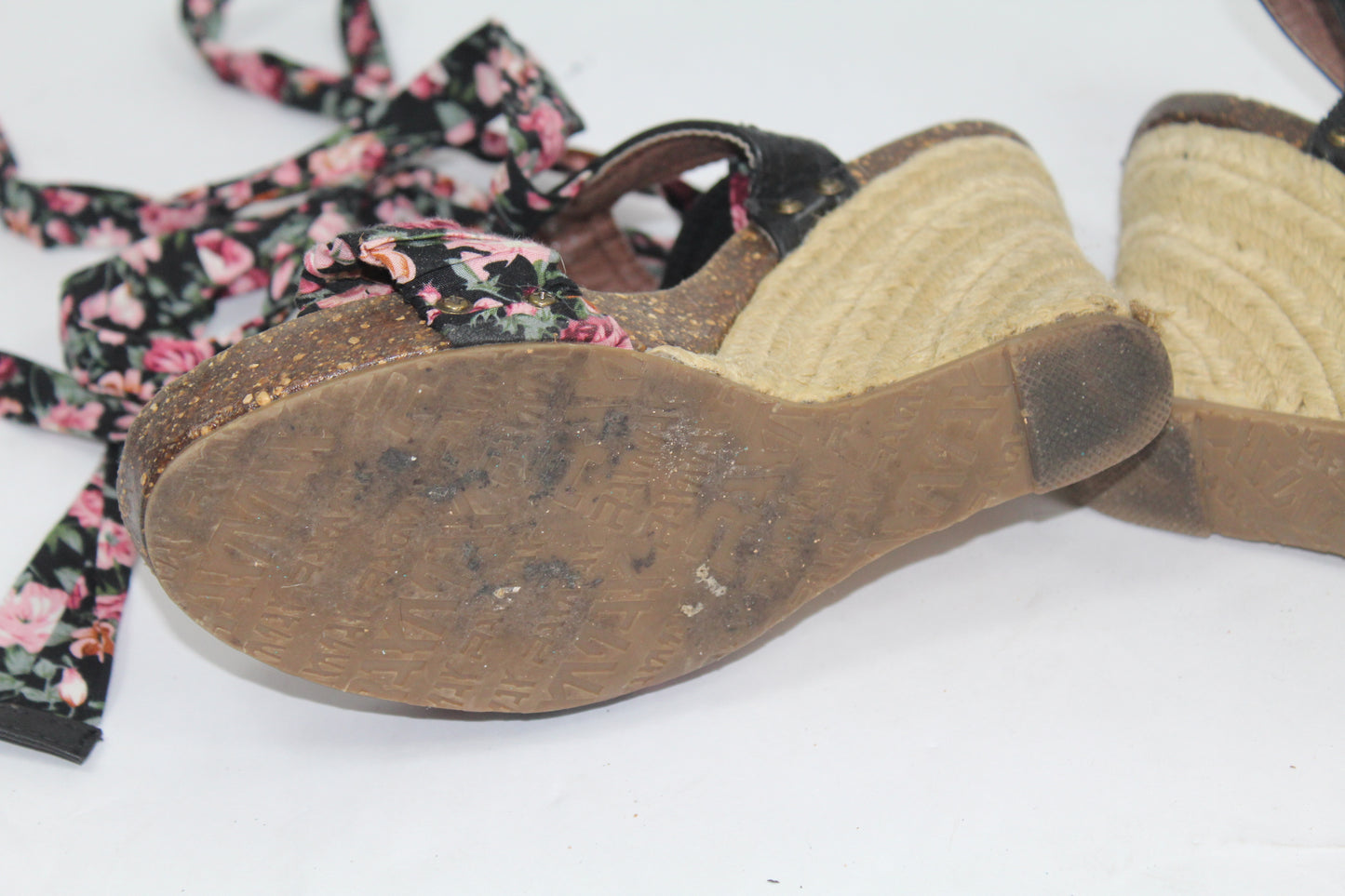 Women's Wedges with Floral Strap Size 6