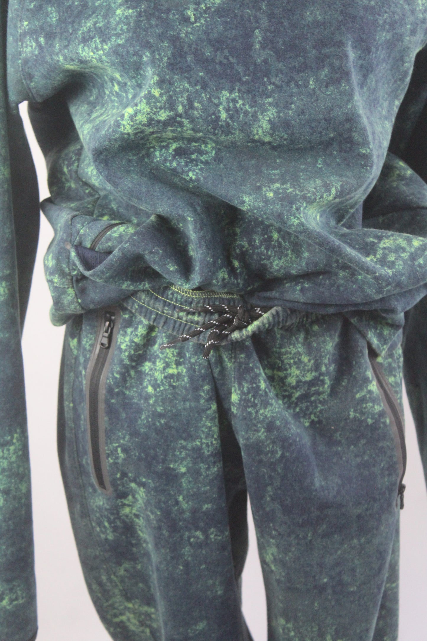 Blue and Green Lounge Set Size Medium
