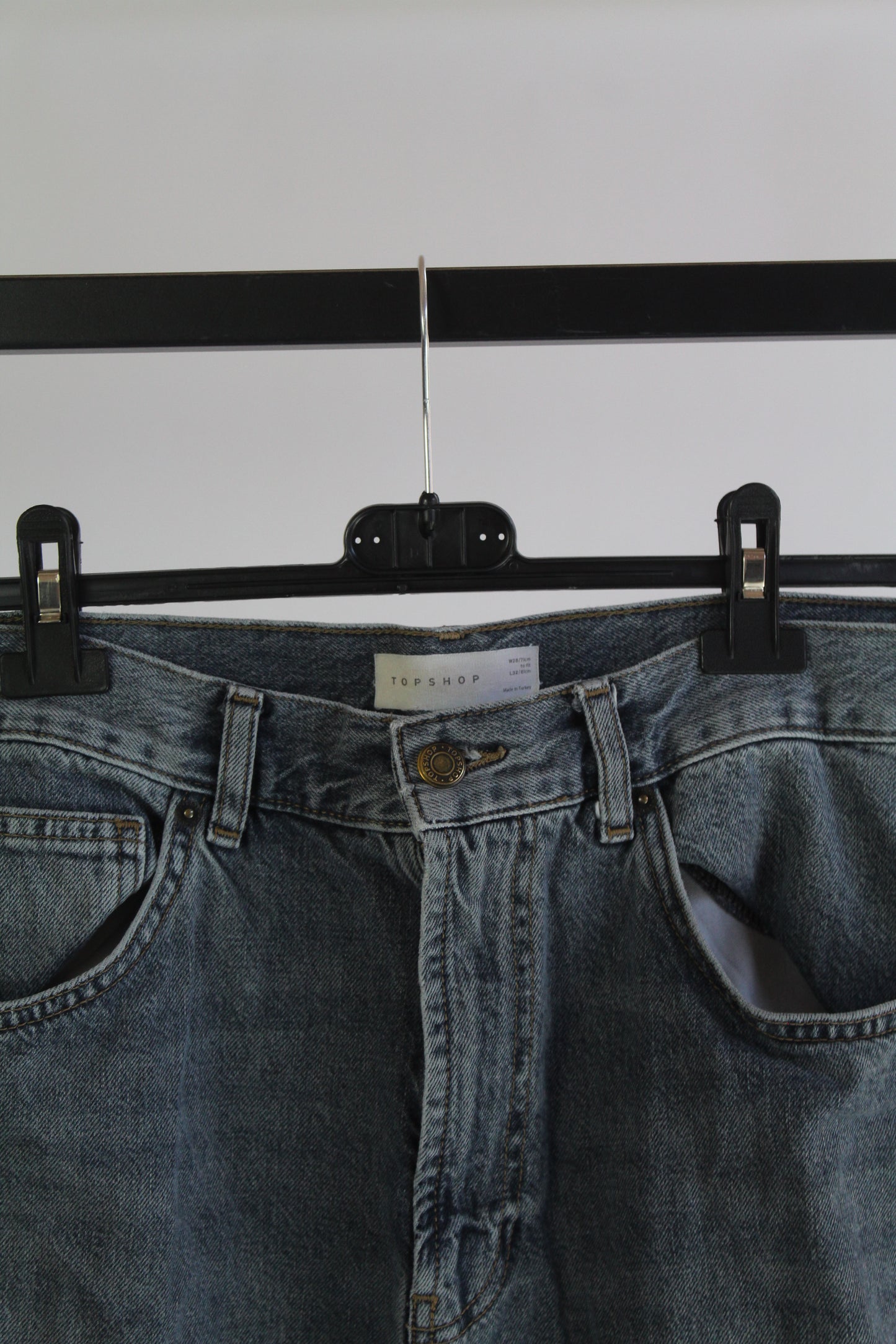 TopShop Denim Straight Cut Loose Fit Size W28 L32