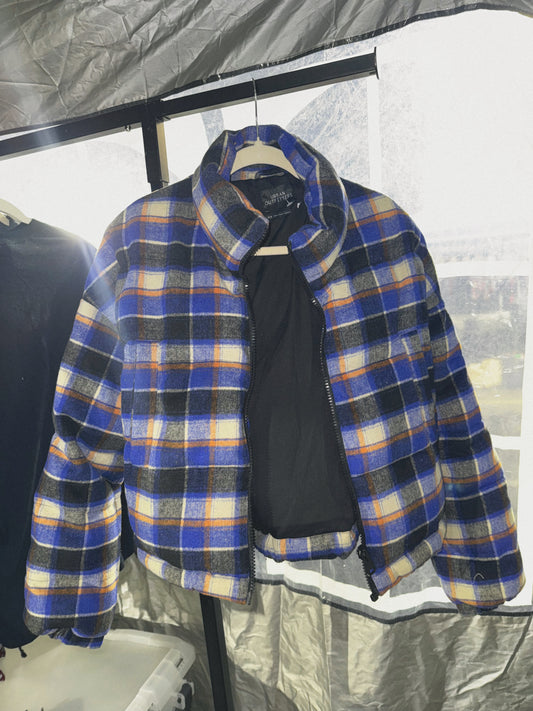 Urban Outfitters Medium Flannel Blue Plaid Puffer Cropped Jacket