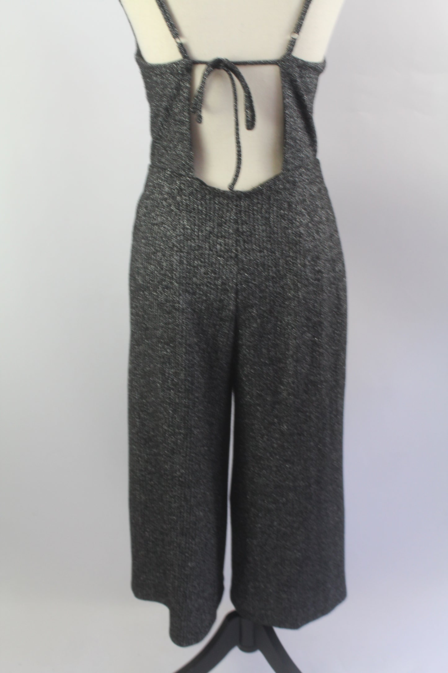 Wild Fable Sparkly Women's Jumpsuit Size Medium