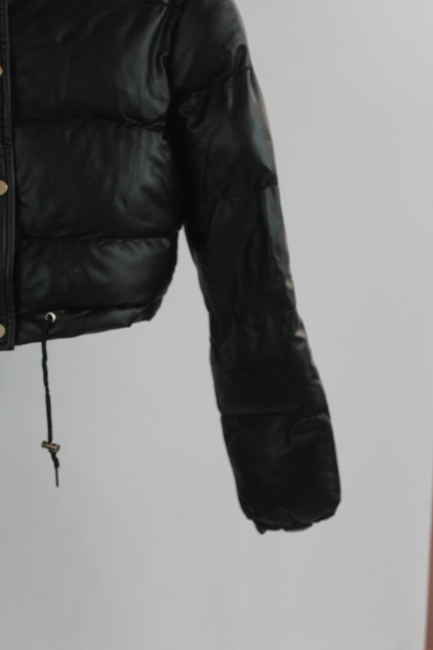 Women's Black Adika Cropped Puffer Jacket Size Small