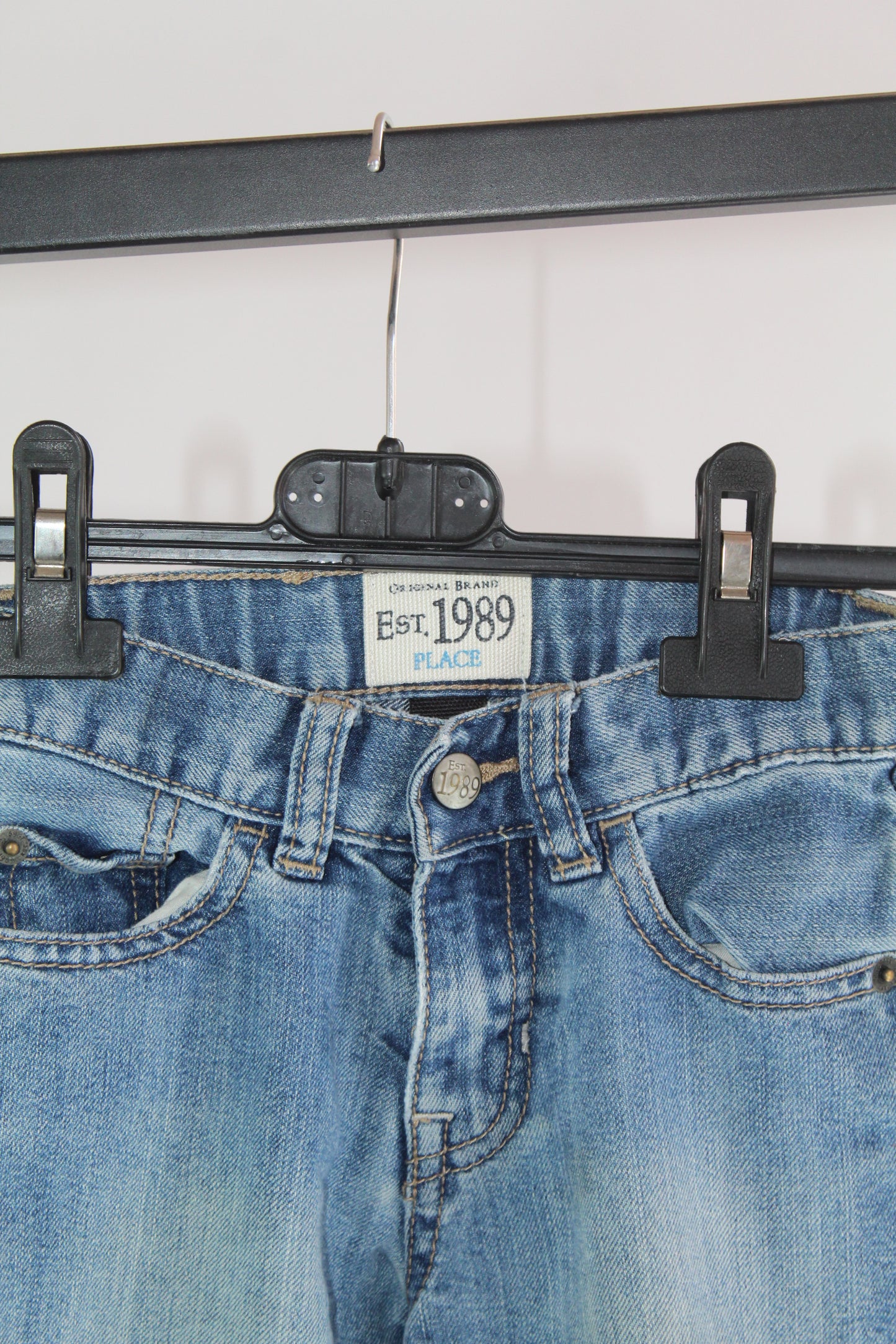 Boys The Childrens Place Light Wash Jeans Size