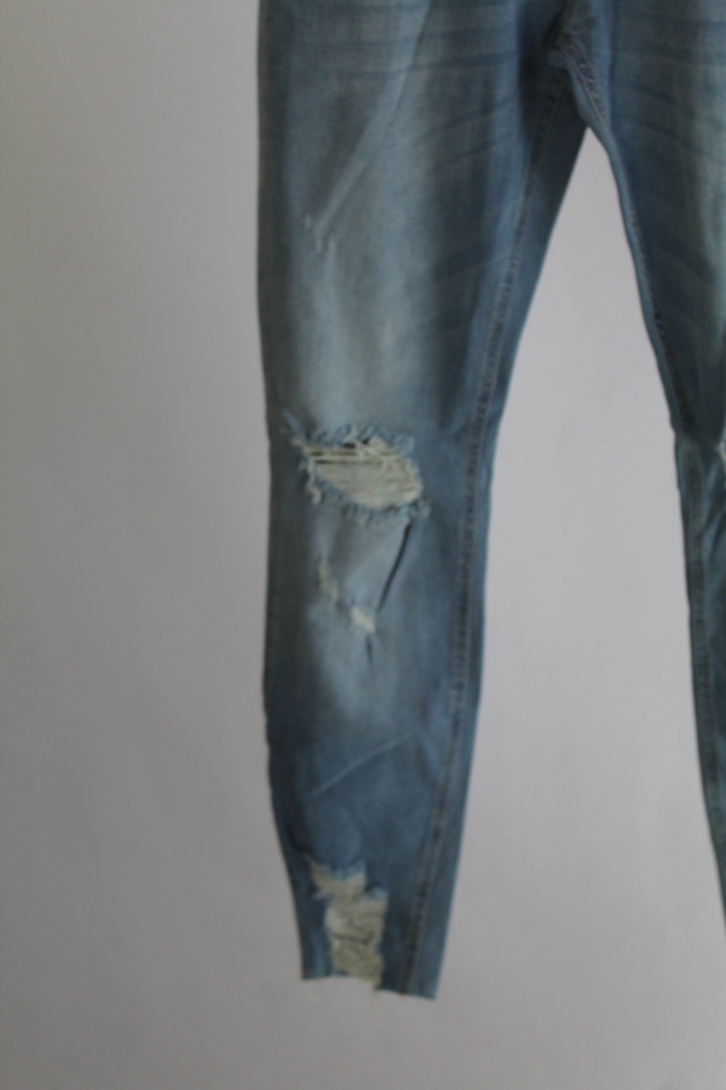 Bershka Distressed Light Wash Denim Women's Size 6