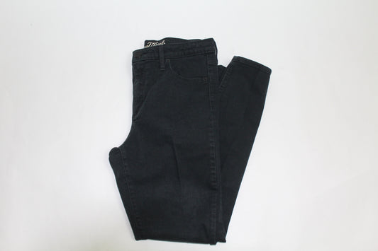 Women’s Black High-Rise Skinny Jeans – Size 8