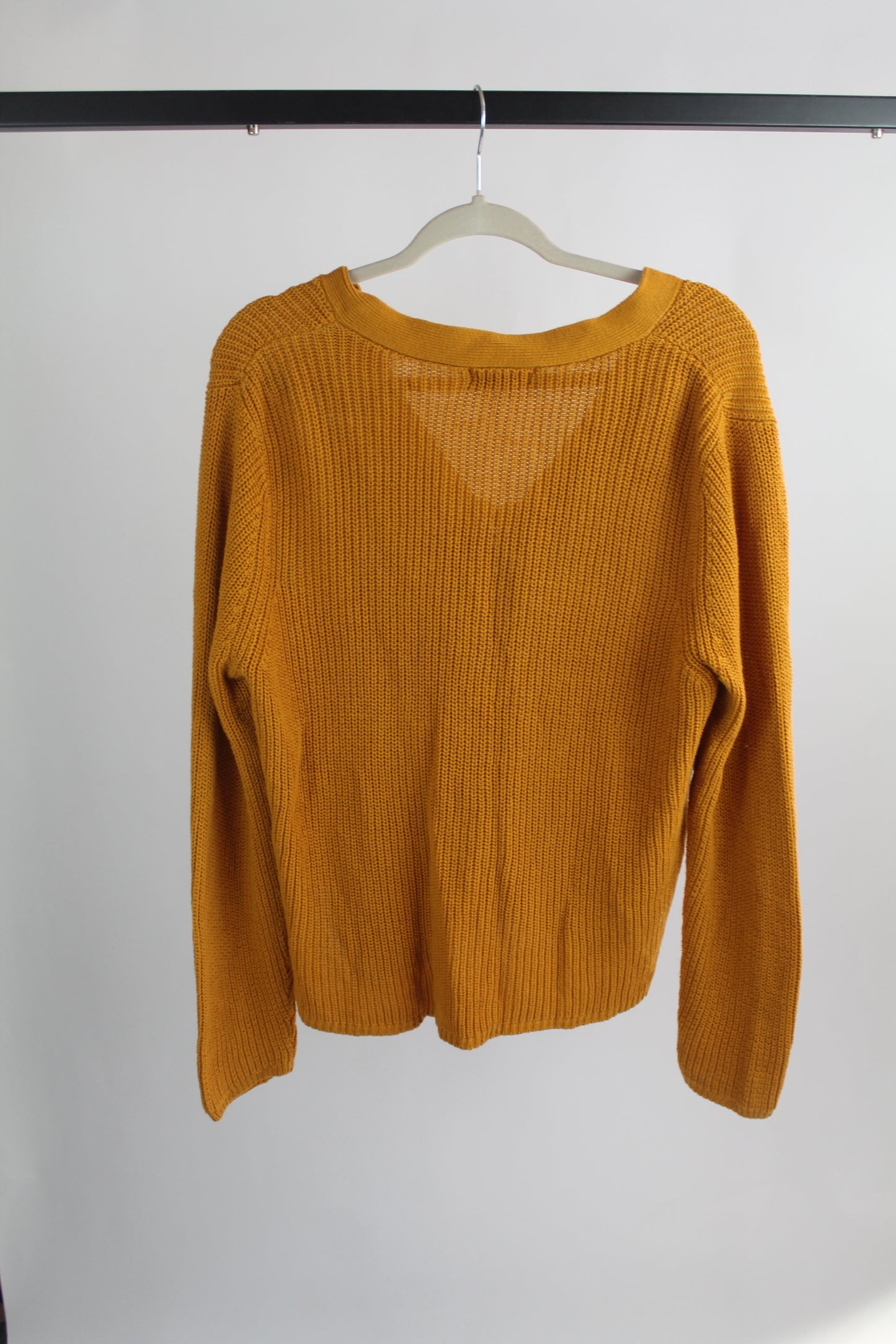 Women's Yellow Forever 21 Knit Sweater Size 1x