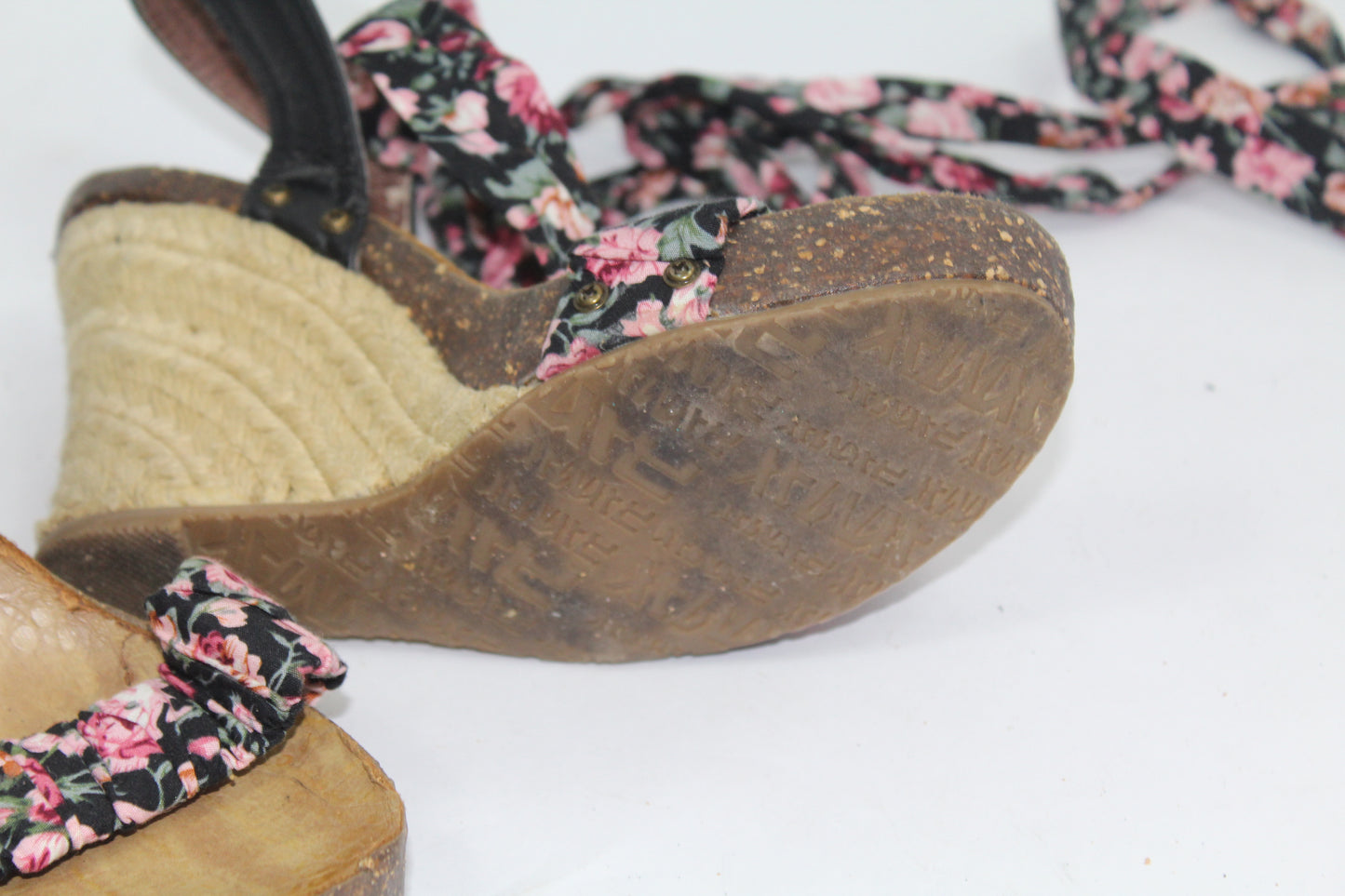 Women's Wedges with Floral Strap Size 6