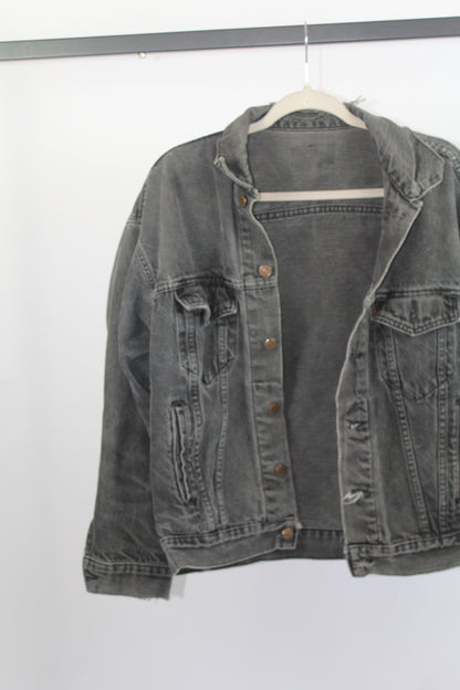 Women's Vintage Levi's Dark Grey Distressed Denim Jacket Size Medium