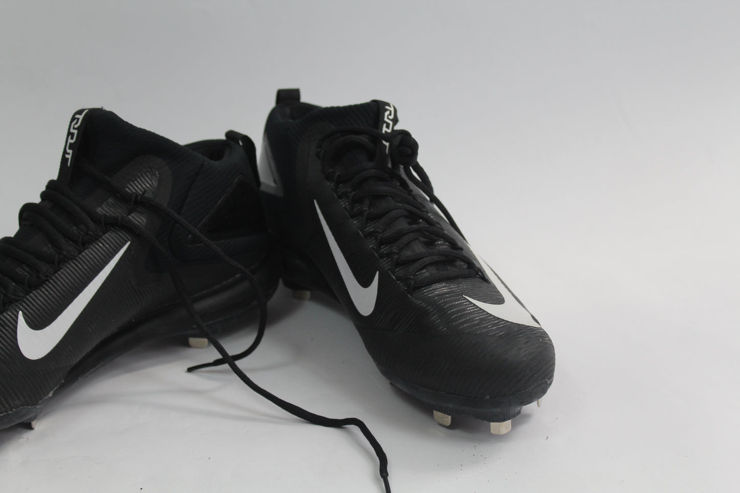 Men's Nike Soccer Black Cleats Size