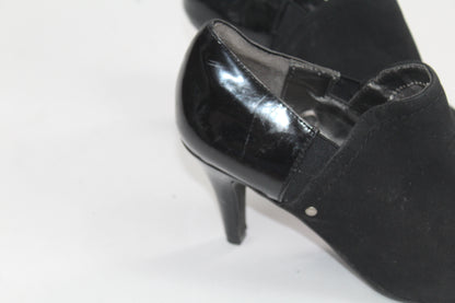 Women's PENDING SIZE