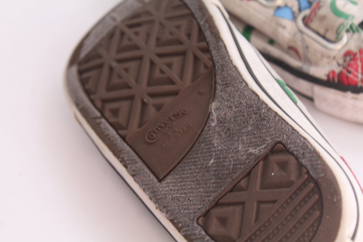 Boys Converse Dinosaur Patterned White U.S. Size 9