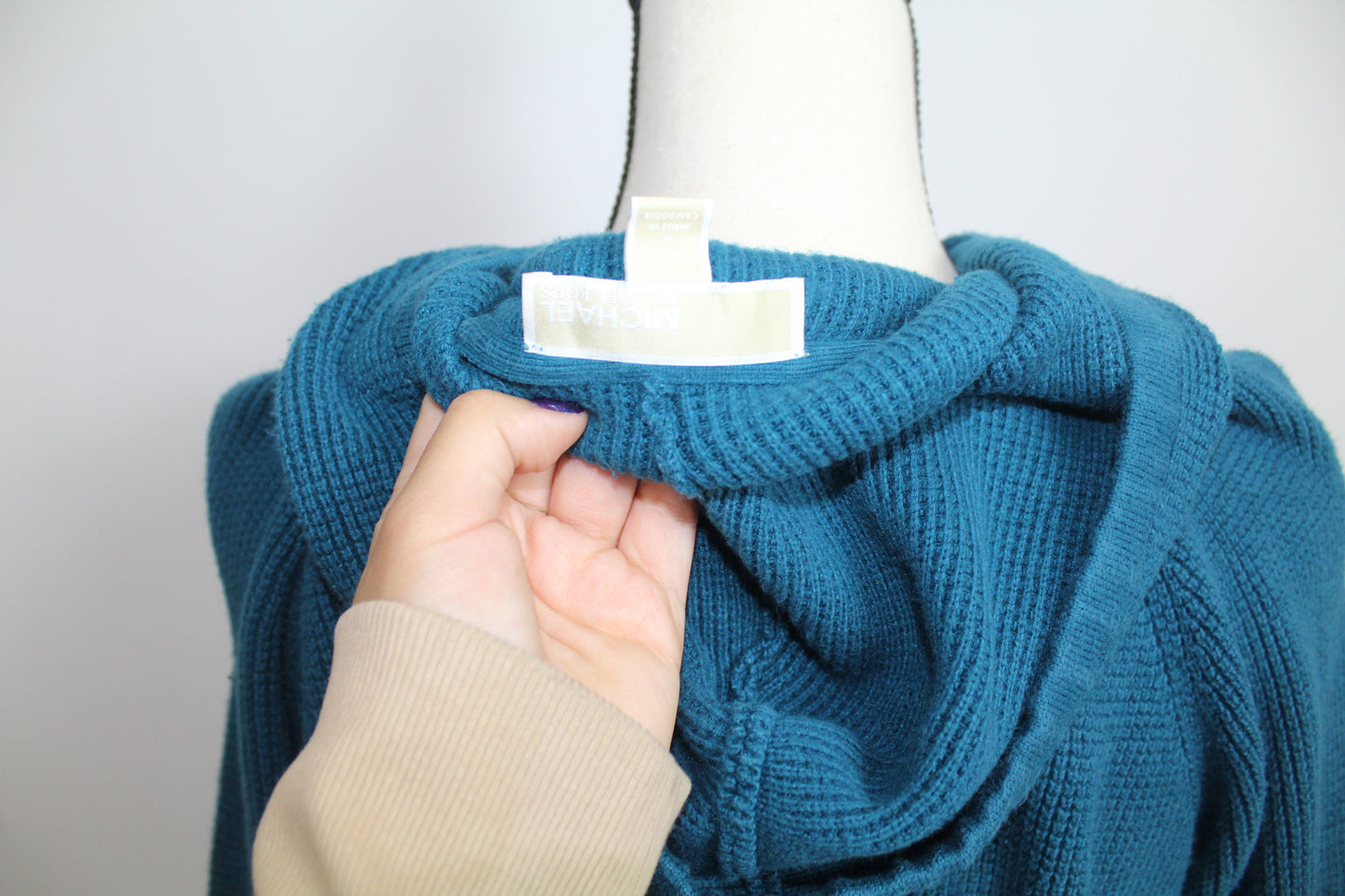 Women’s Michael Kors Teal Ribbed Knit Hoodie – Size Large