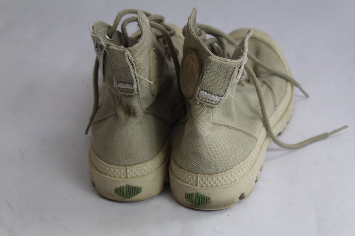 Unisex Palladium Earth Collection Light Green Combat Outdoor Boot U.S. Size W 7.5, M 6