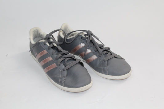 Women's Grey/Pink Striped Sneakers Size 6.5