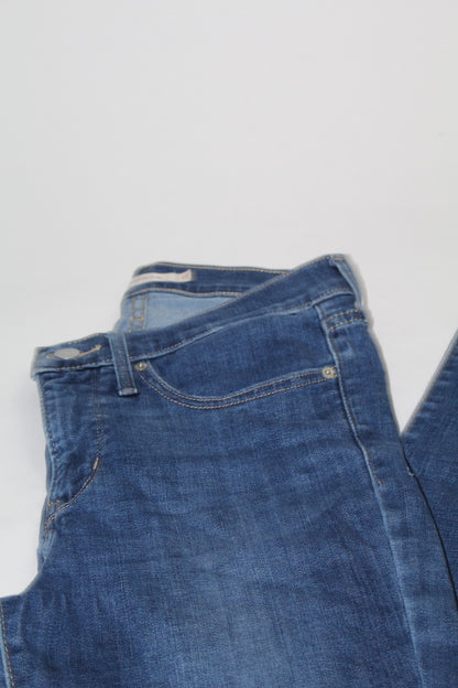 Women’s Dark Wash Slim Fit Levi's Stretch Jeans – Size 27