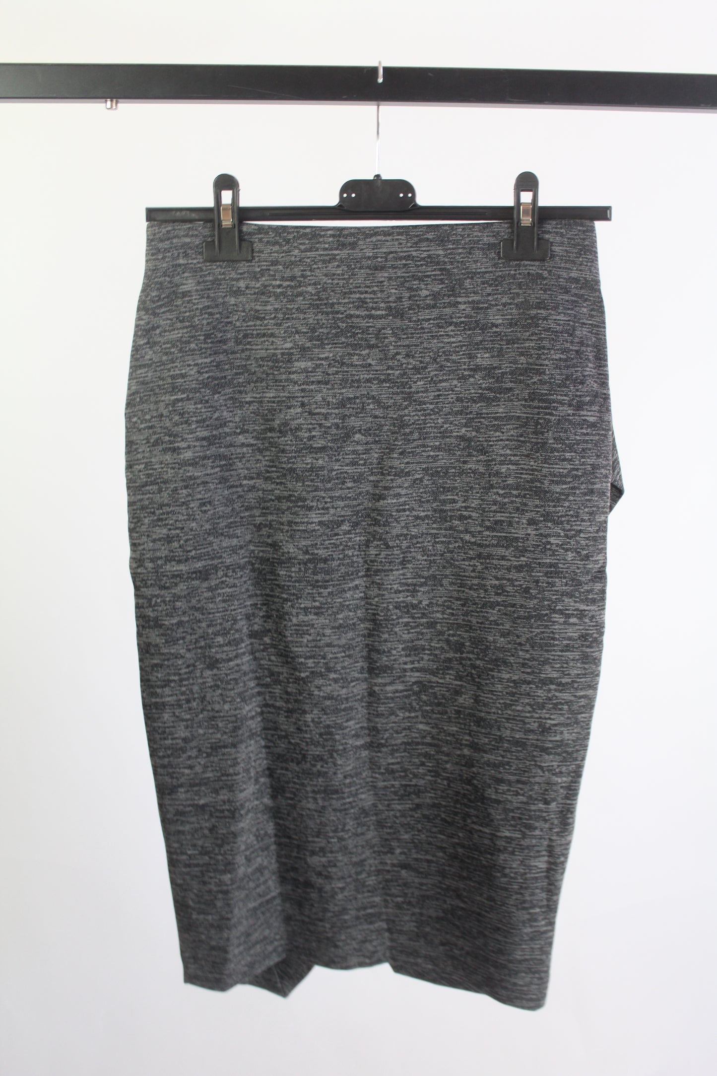 H&M Stretch Grey Pencil Skirt w/Open Slit Women's Size Small