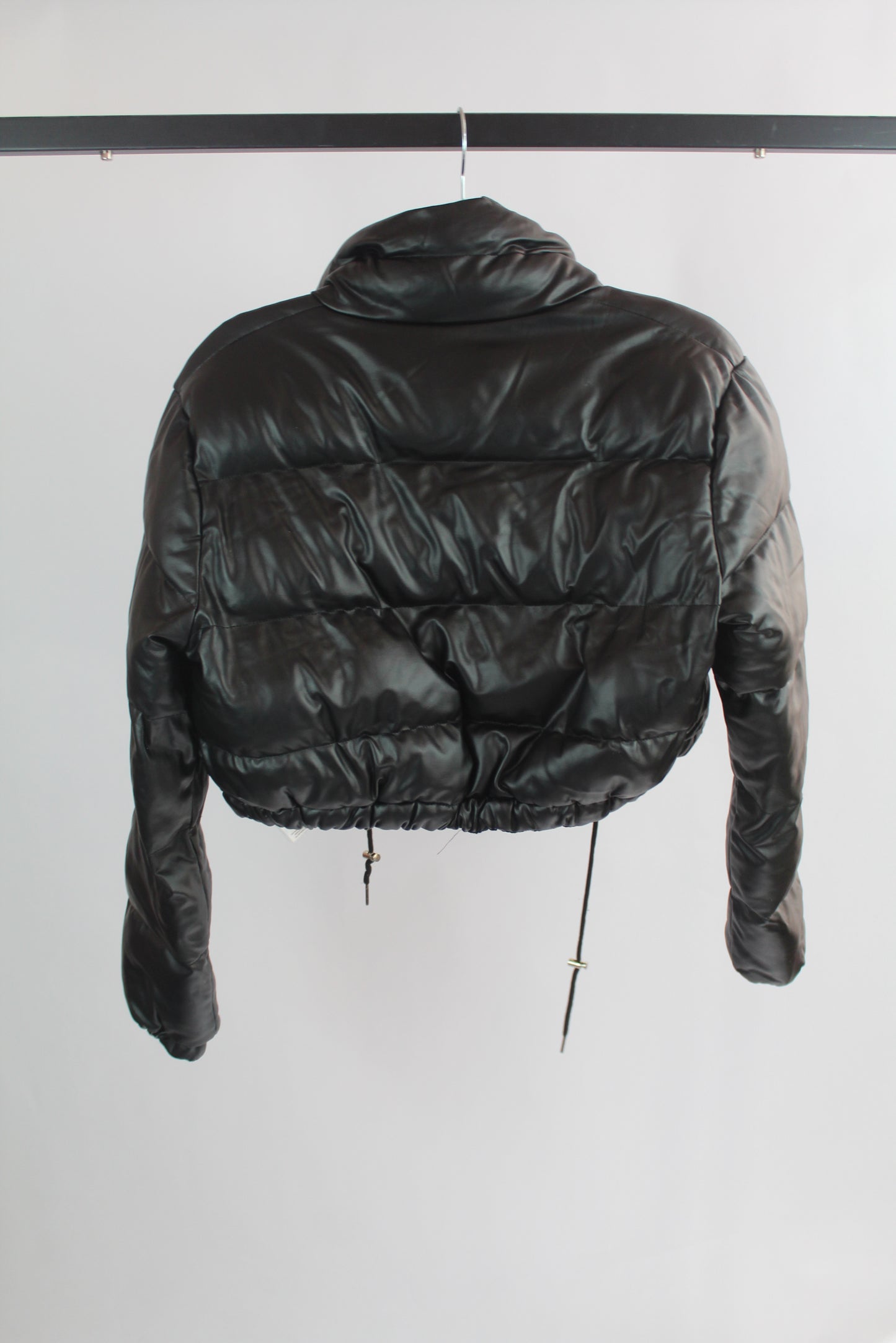 Women's Black Adika Cropped Puffer Jacket Size Small