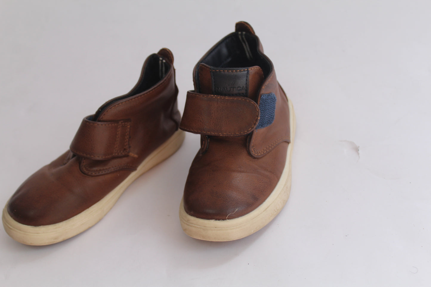 Boys Nautica Pleather Brown High Top Sneakers U.S. Size 9