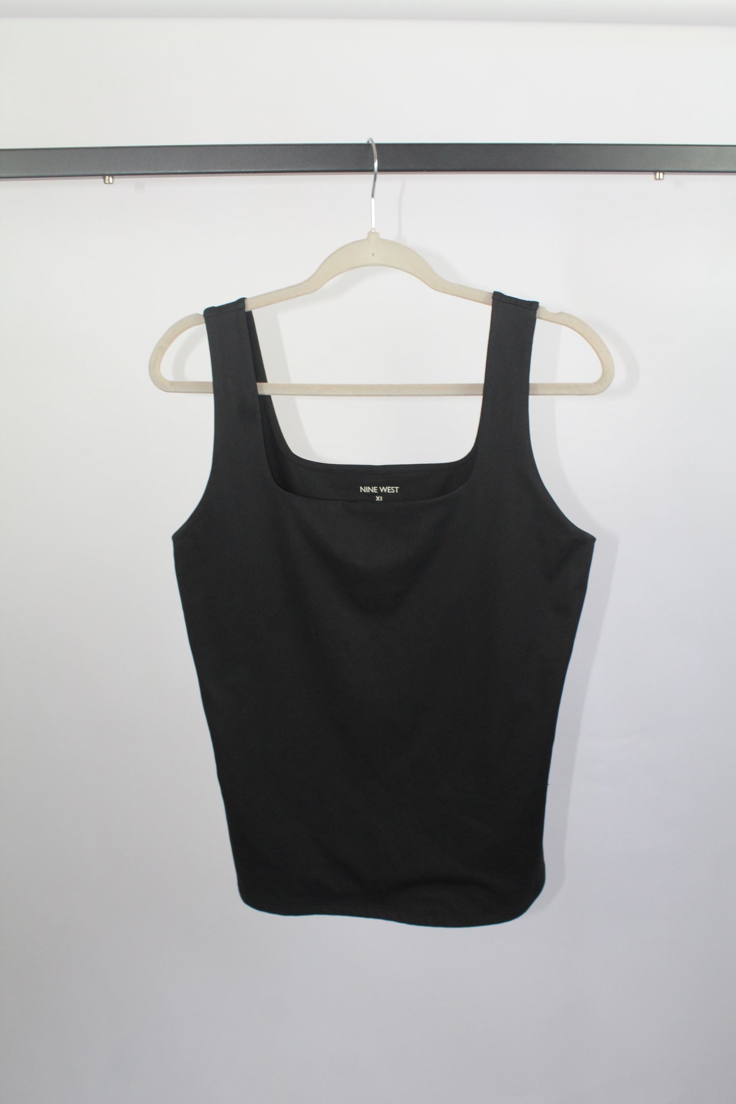 Women's Nine West Tank Size XL