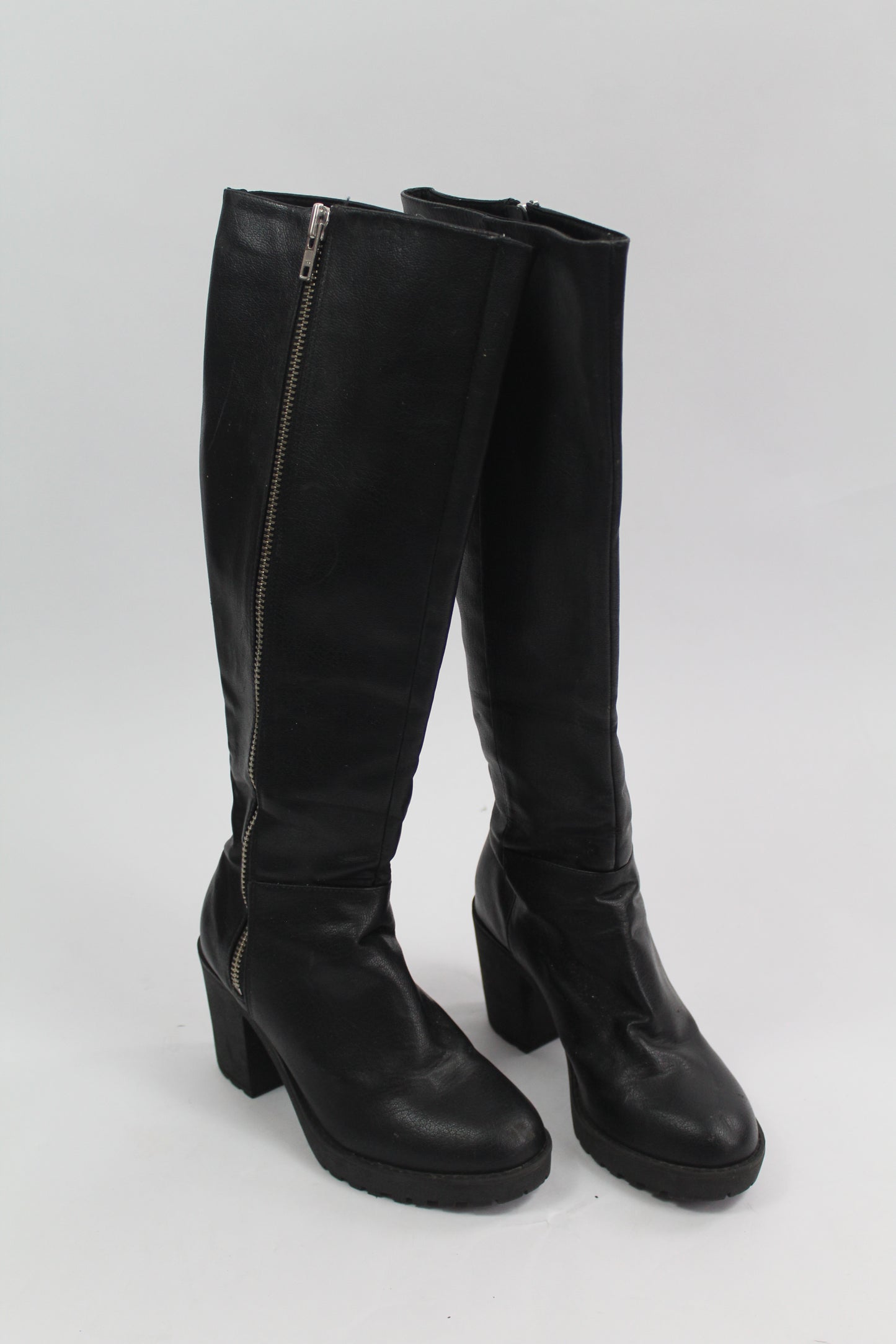 Women's Black Chunk Boots Size 38