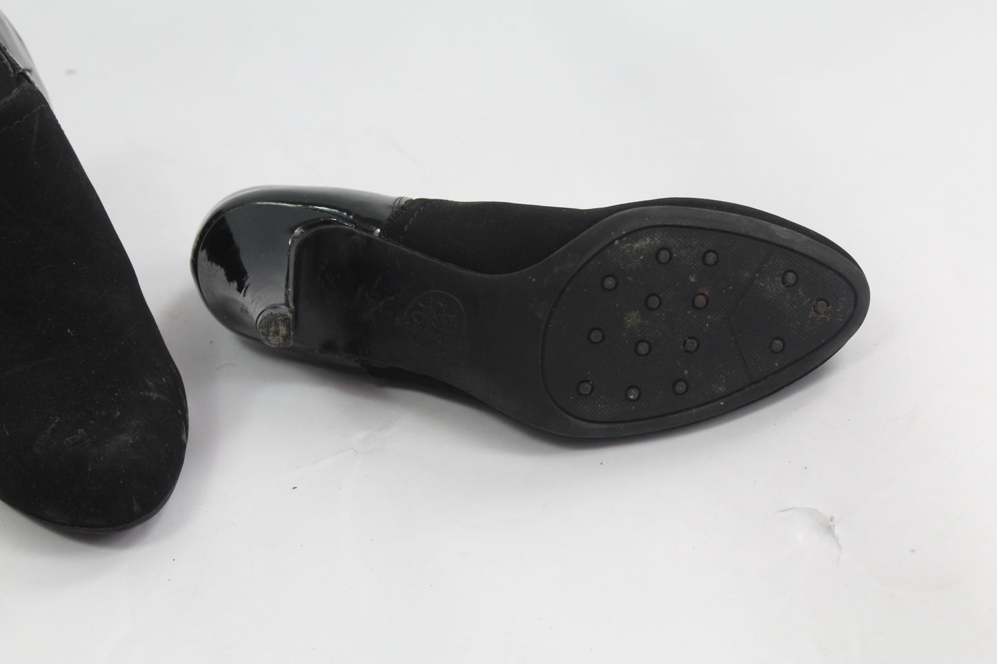 Women's PENDING SIZE