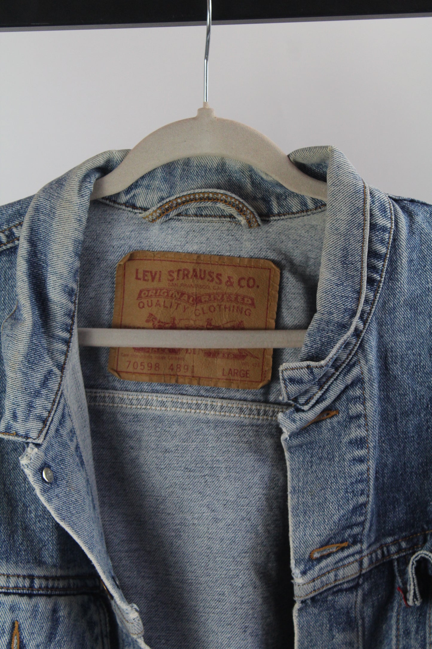 Women's Levi Denim Cropped Jacket Size Large