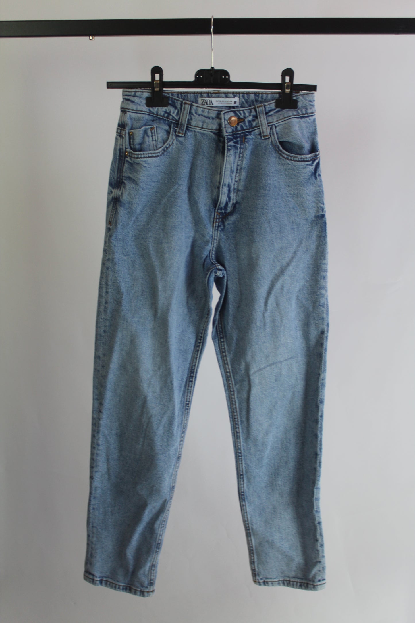 Zara Women's Light Wash Denim Size 4