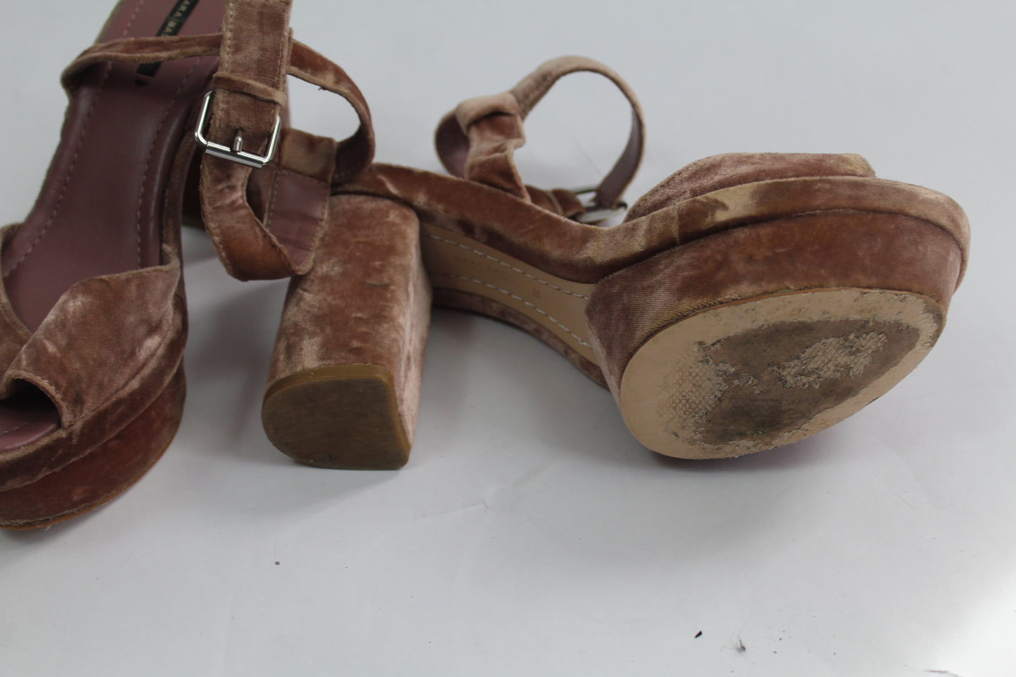 Women's Zara Velvet Chunk Heels Size ?