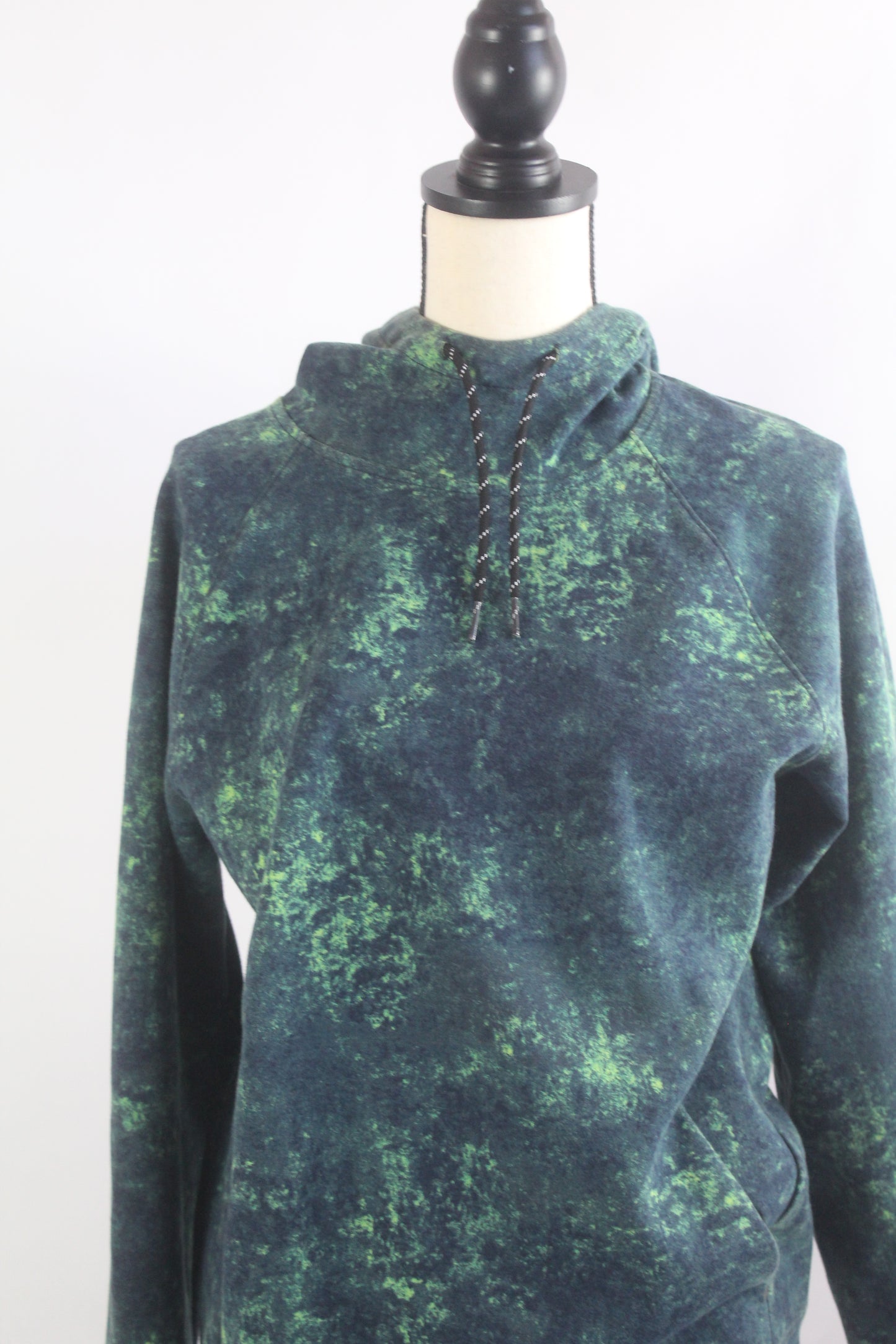 Blue and Green Lounge Set Size Medium