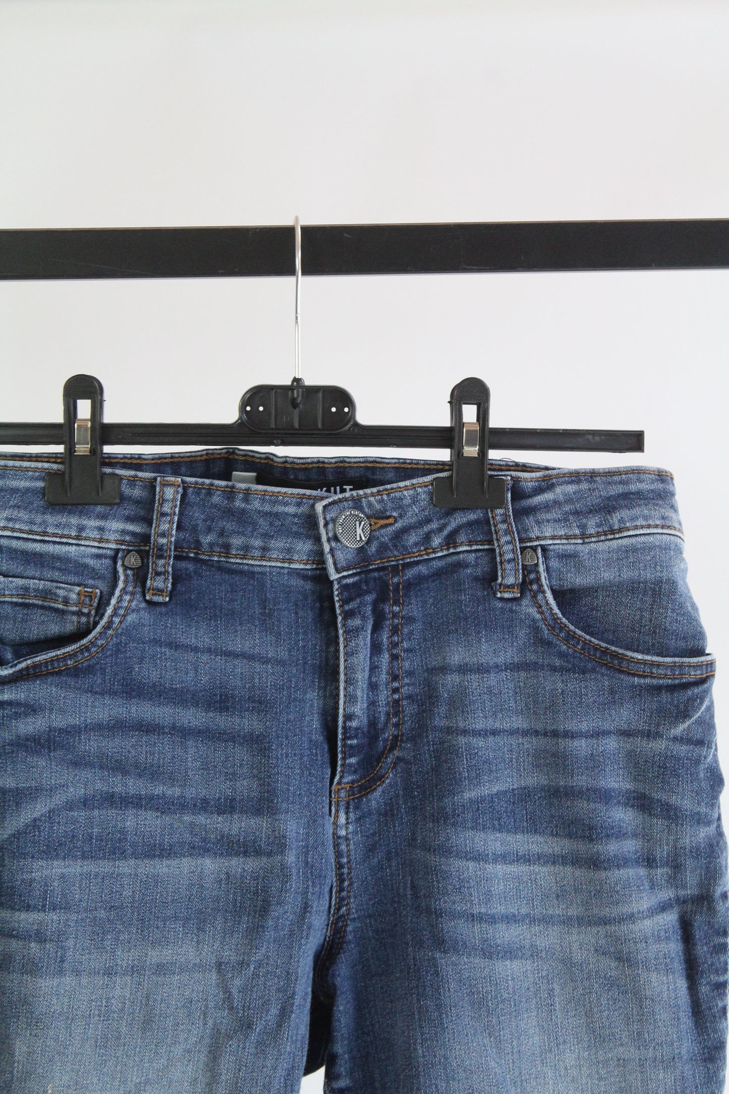 Kut Women's Dark Wash Denim Skinny Jeans Size 8  - Stretch Fabric