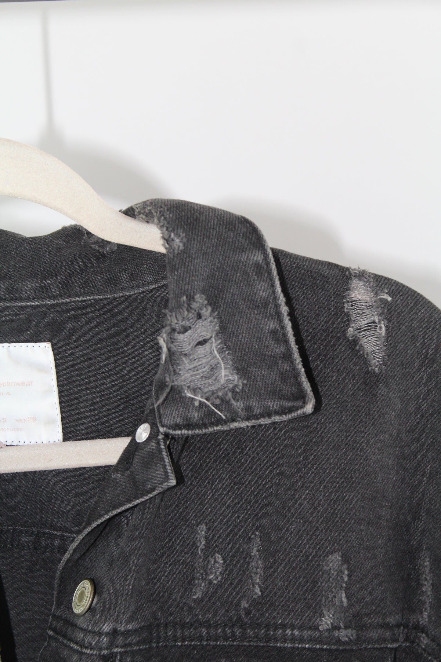 Women's Zara Trafaluc Denim Distressed Jacket Size Small