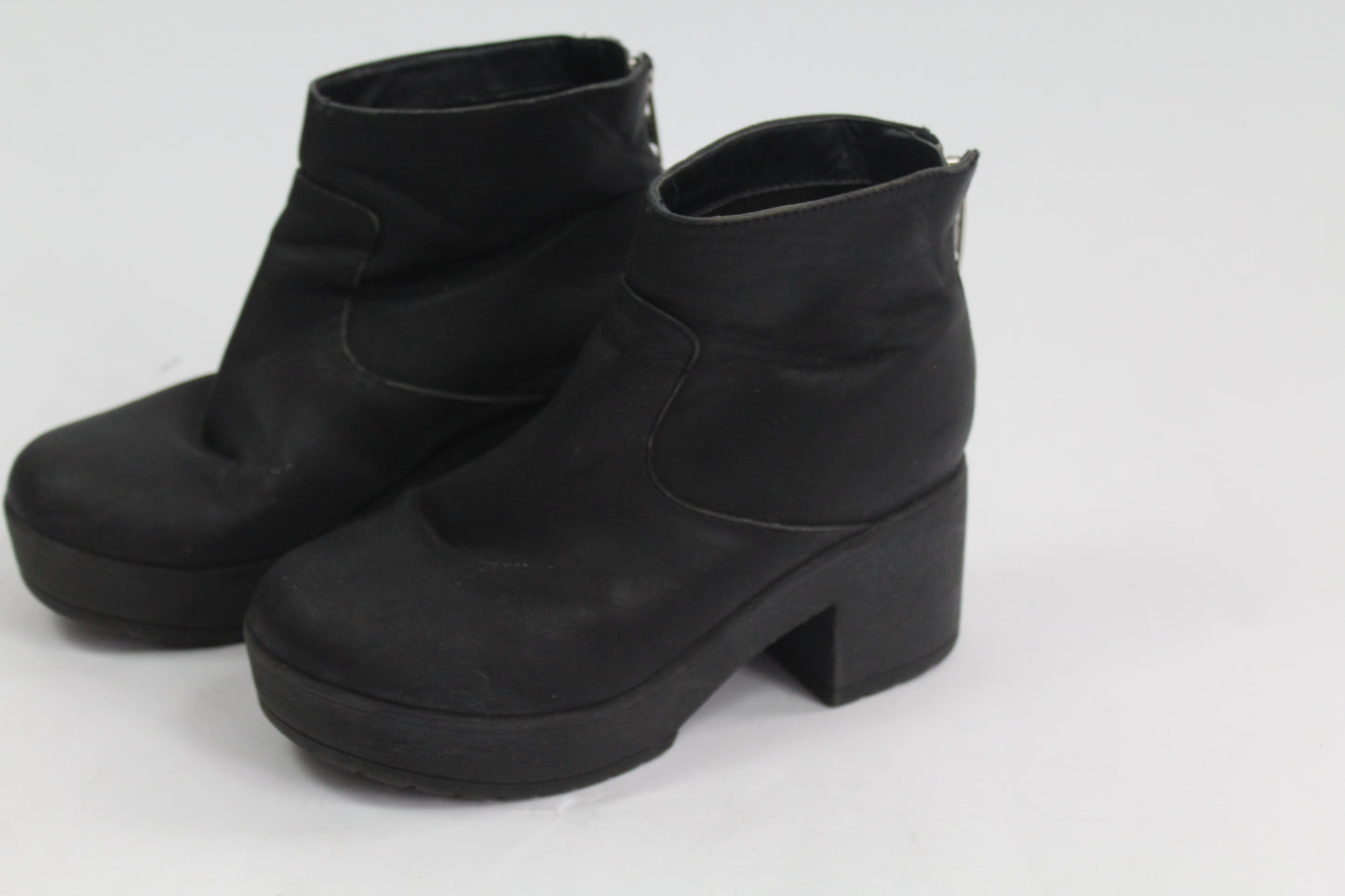 Women's Asos Black Chunk Booties Size 4