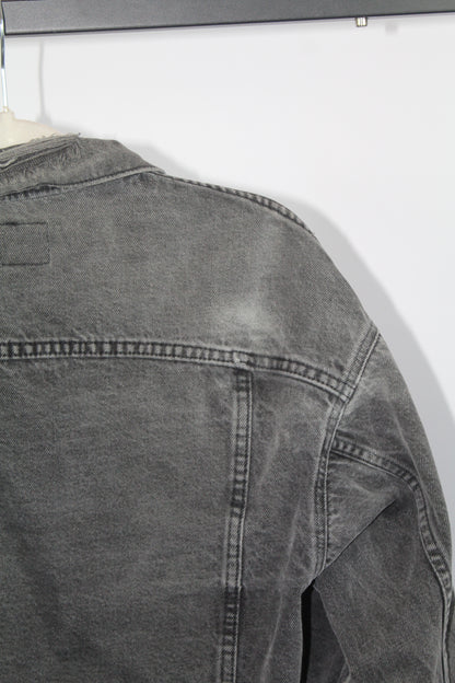 Women's Vintage Levi's Dark Grey Distressed Denim Jacket Size Medium