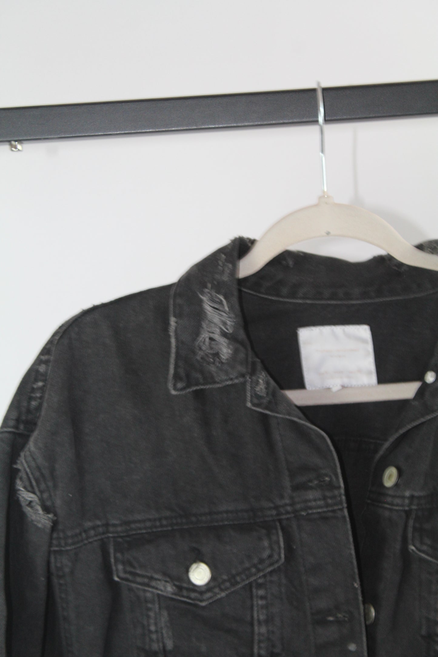 Women's Zara Trafaluc Denim Distressed Jacket Size Small
