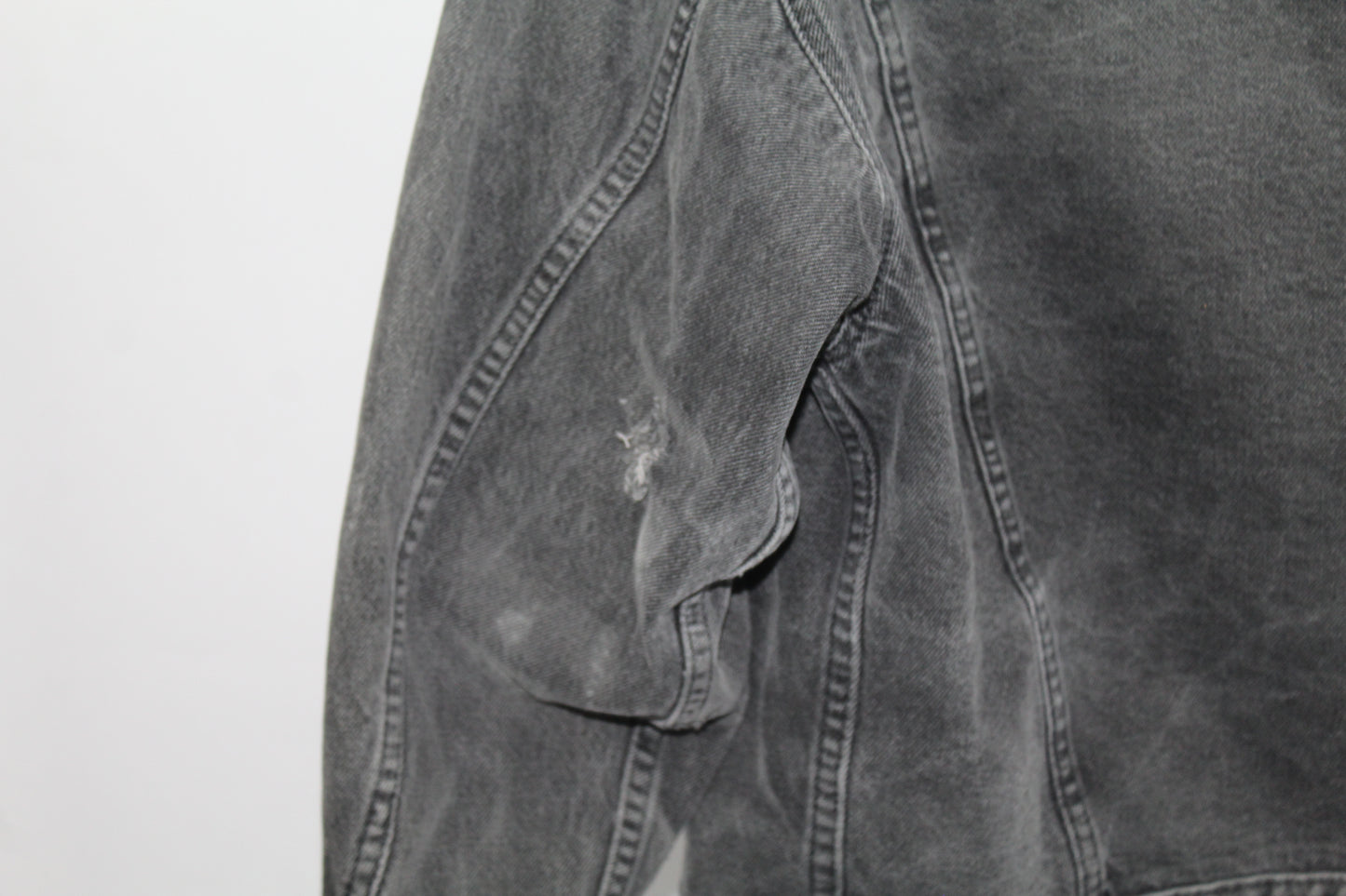 Women's Vintage Levi's Dark Grey Distressed Denim Jacket Size Medium