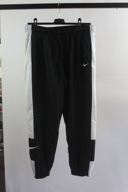 Nike Women's Sweats Size Medium Black/White