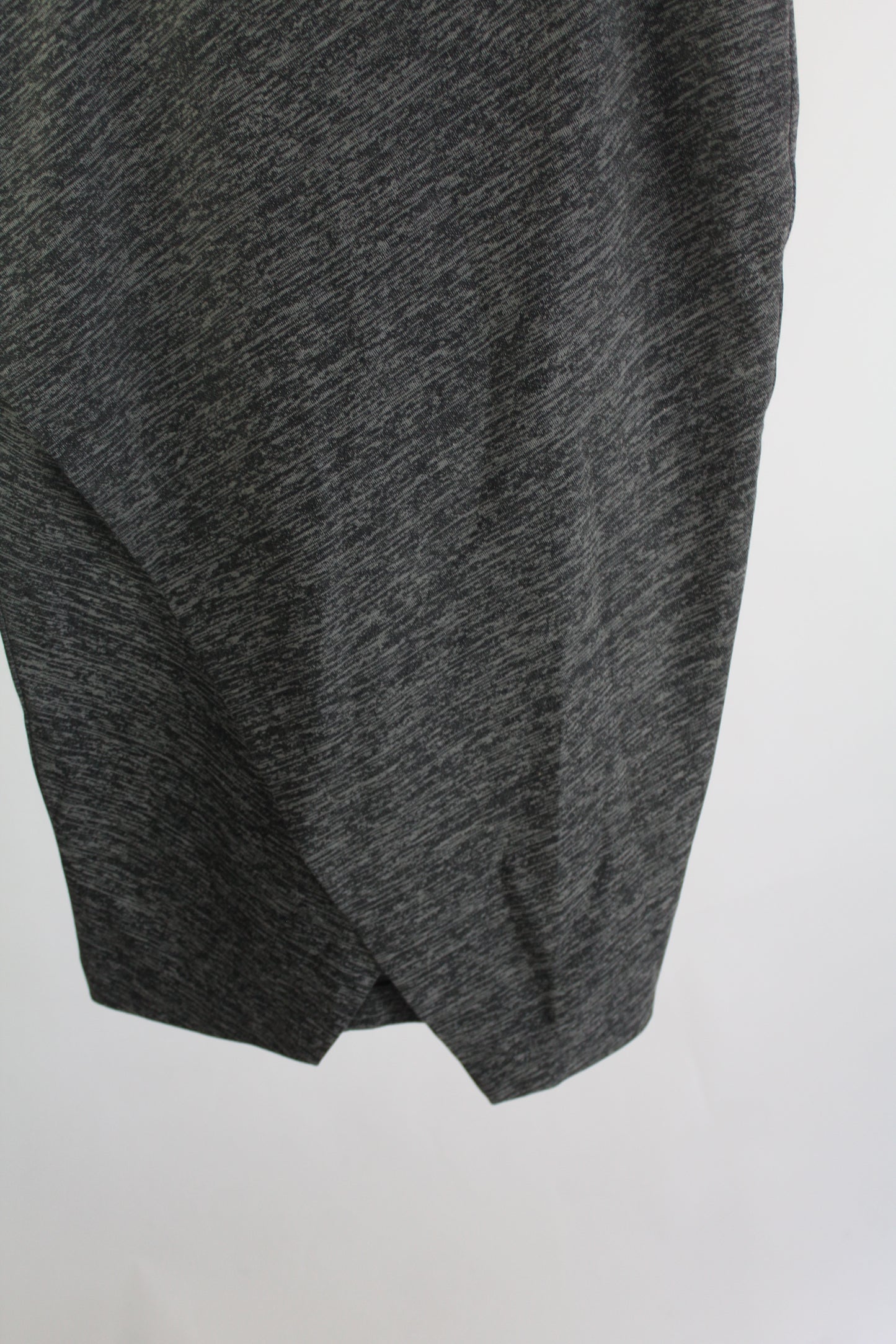 H&M Stretch Grey Pencil Skirt w/Open Slit Women's Size Small