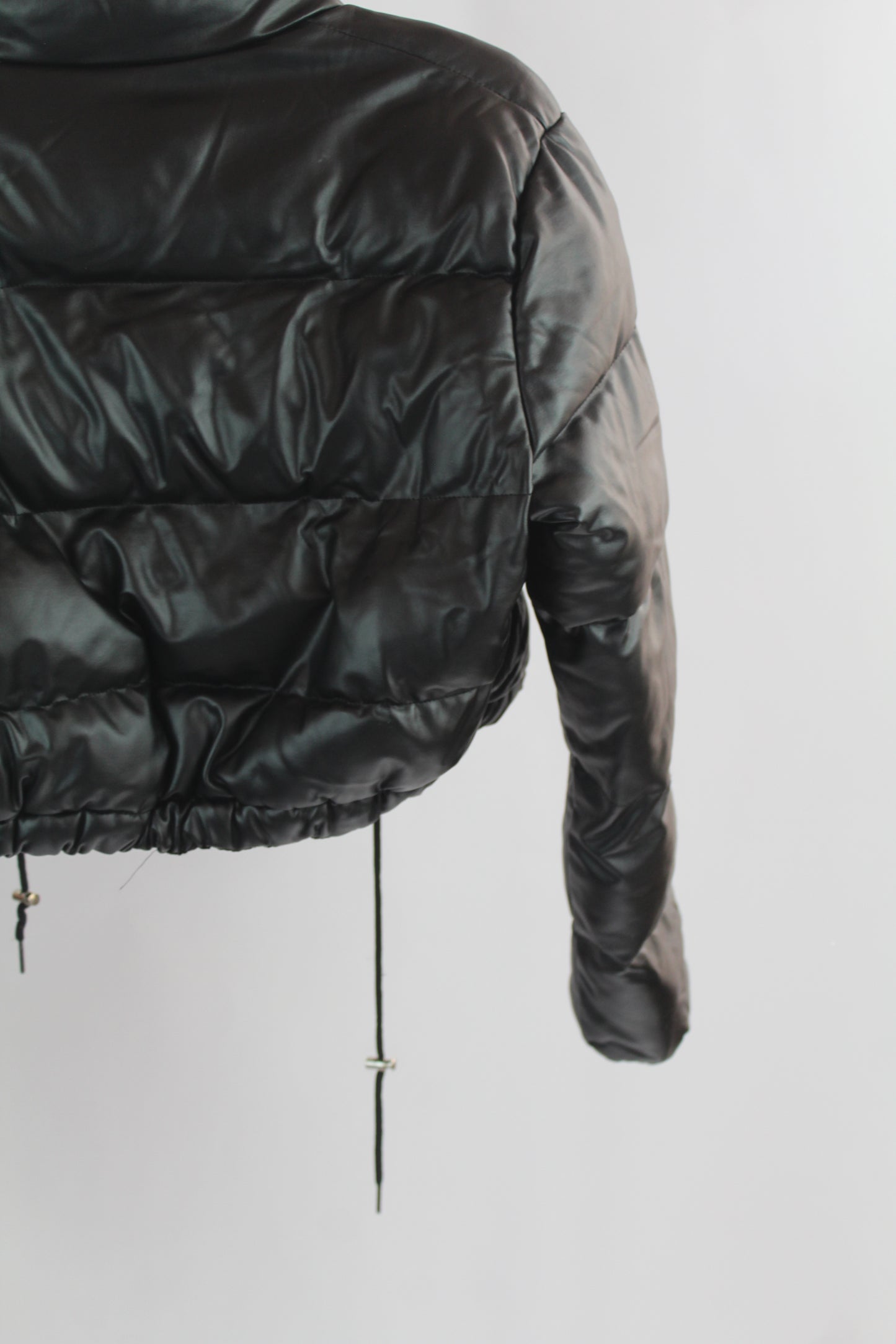 Women's Black Adika Cropped Puffer Jacket Size Small