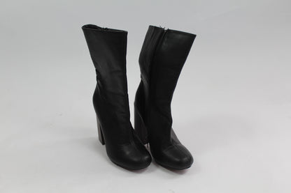 Pending Brand/Shoes Size