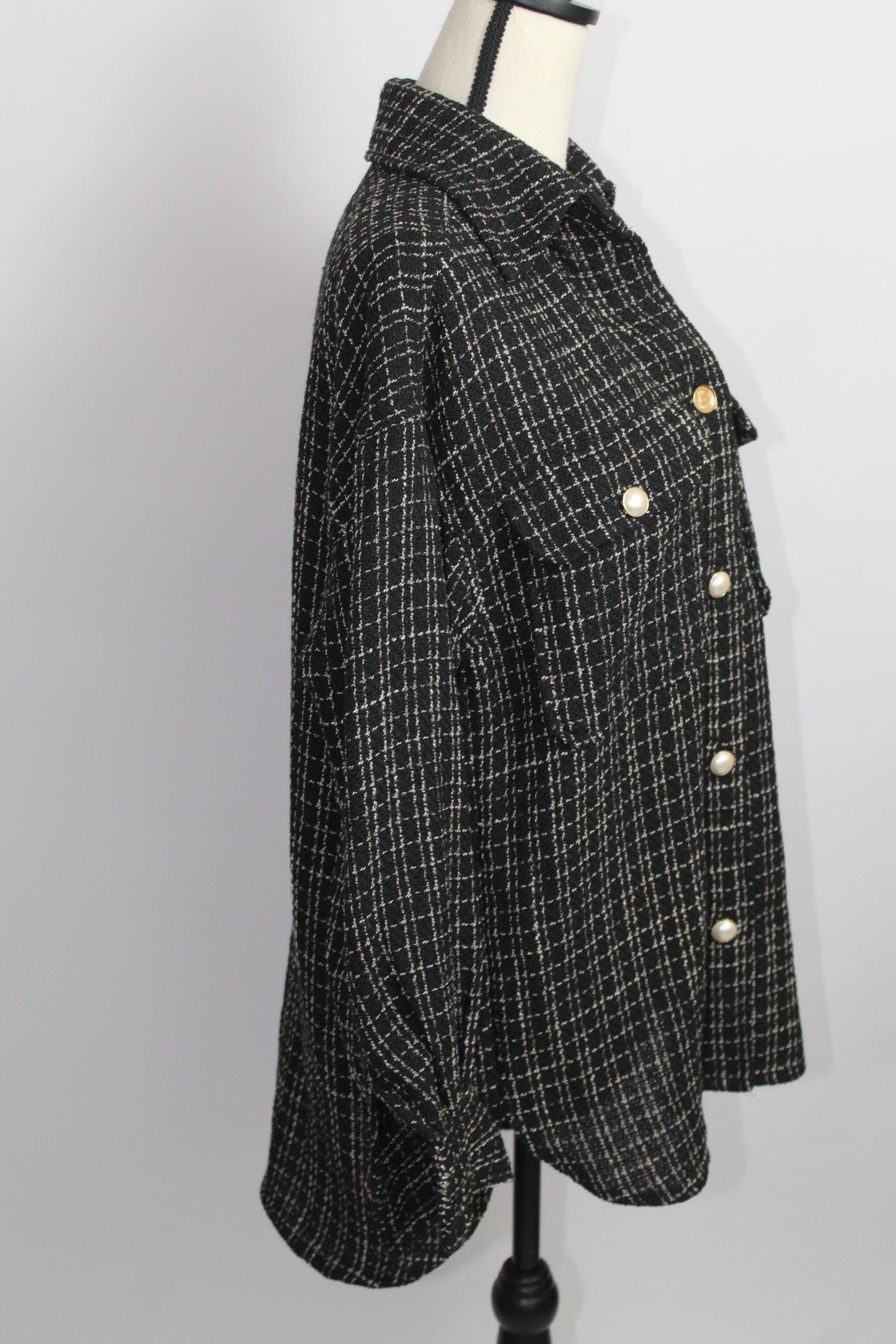 Women’s H&M Black & White Textured Knit Sweater – Size XS