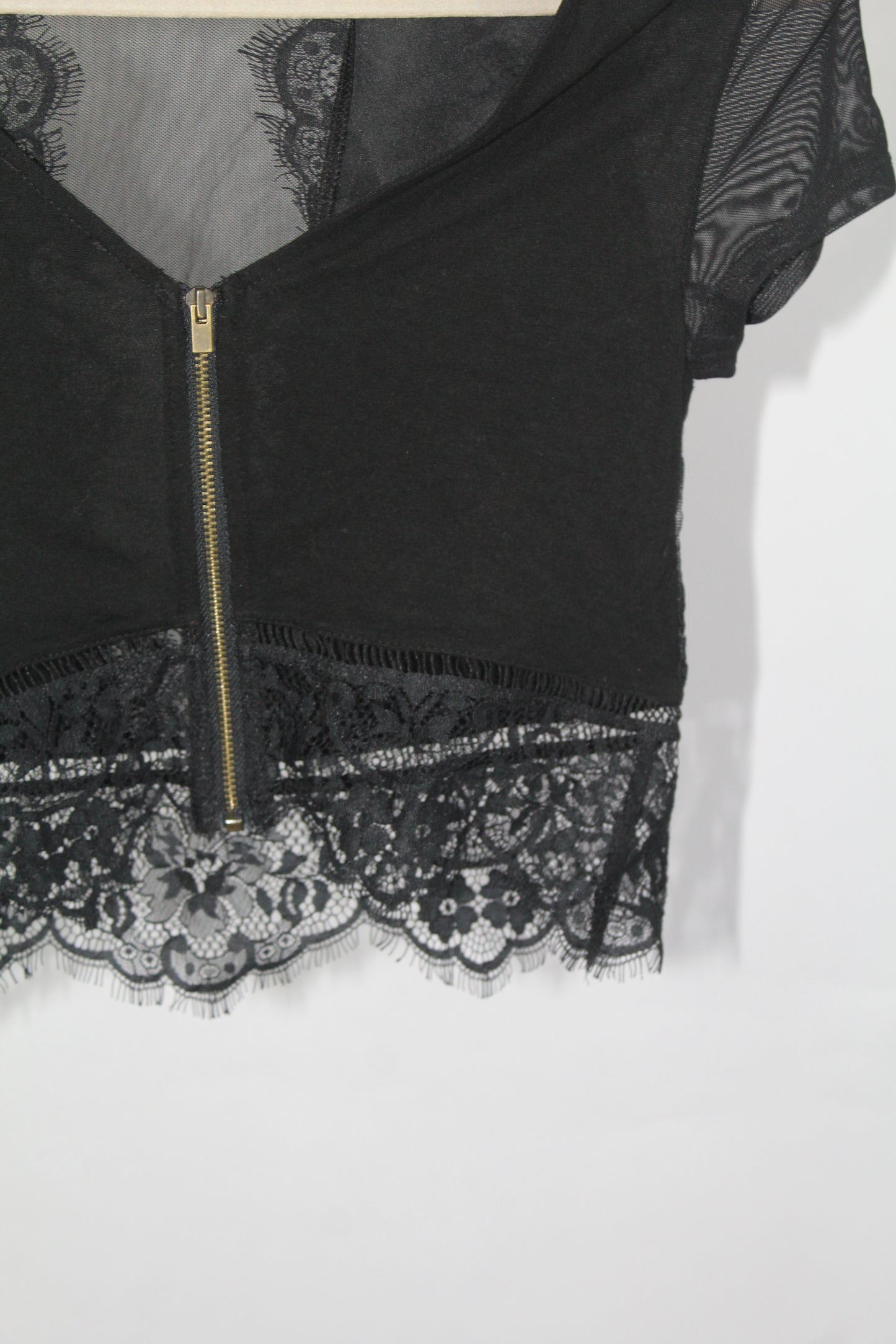 Women's Express Black Crop Top Size XS